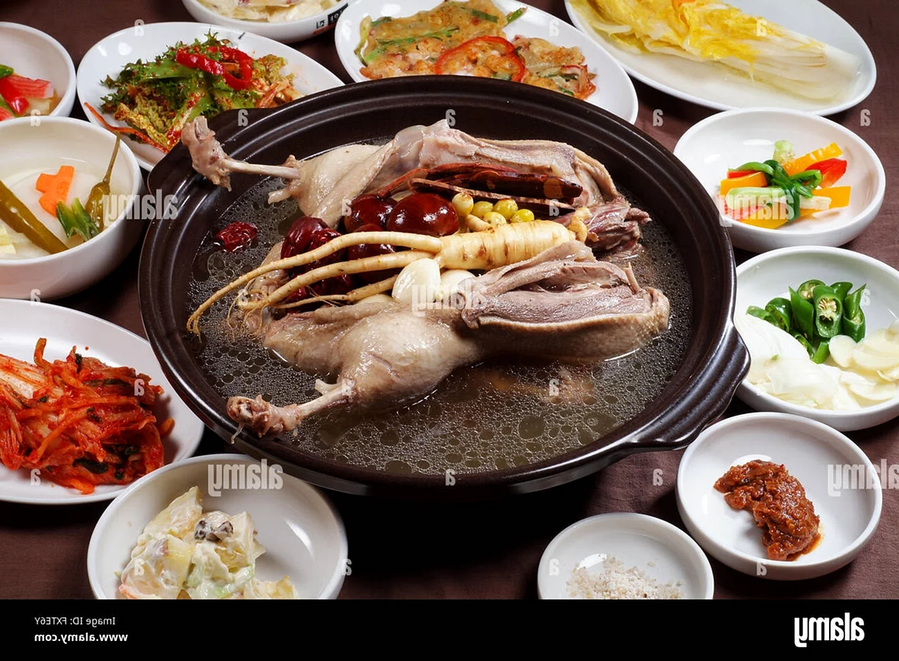 Традиционный обед у корейцев