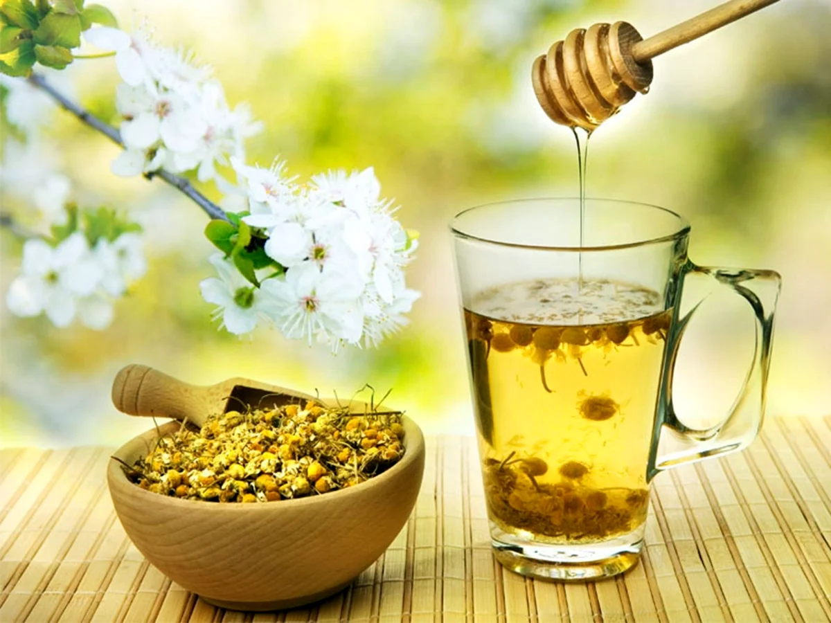 Травяной чай с медом