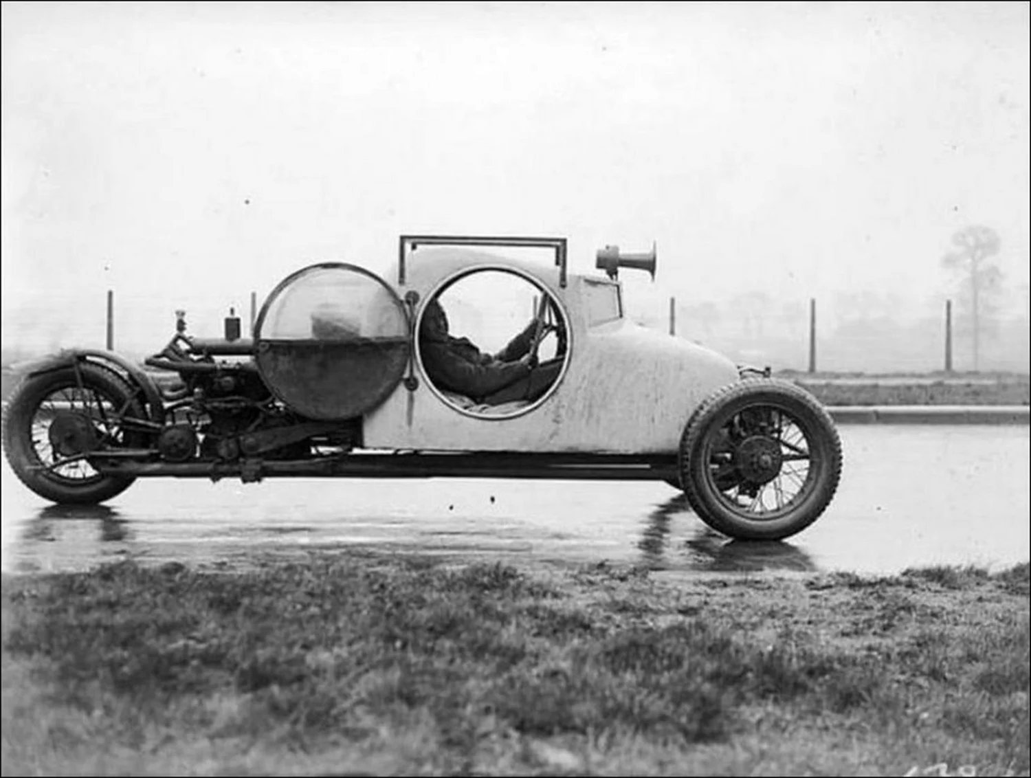 Трёхколёсные автомобили 20 века