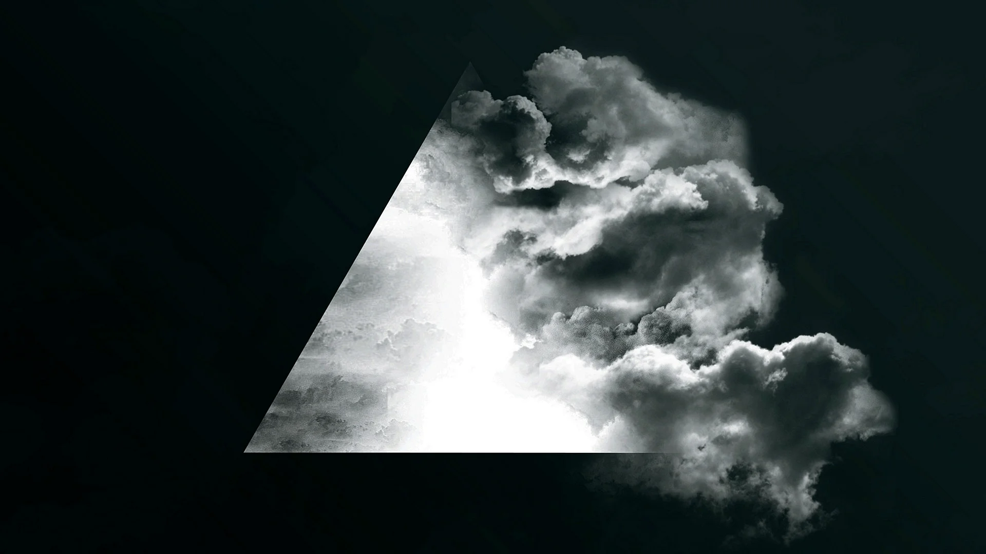 Треугольные облака