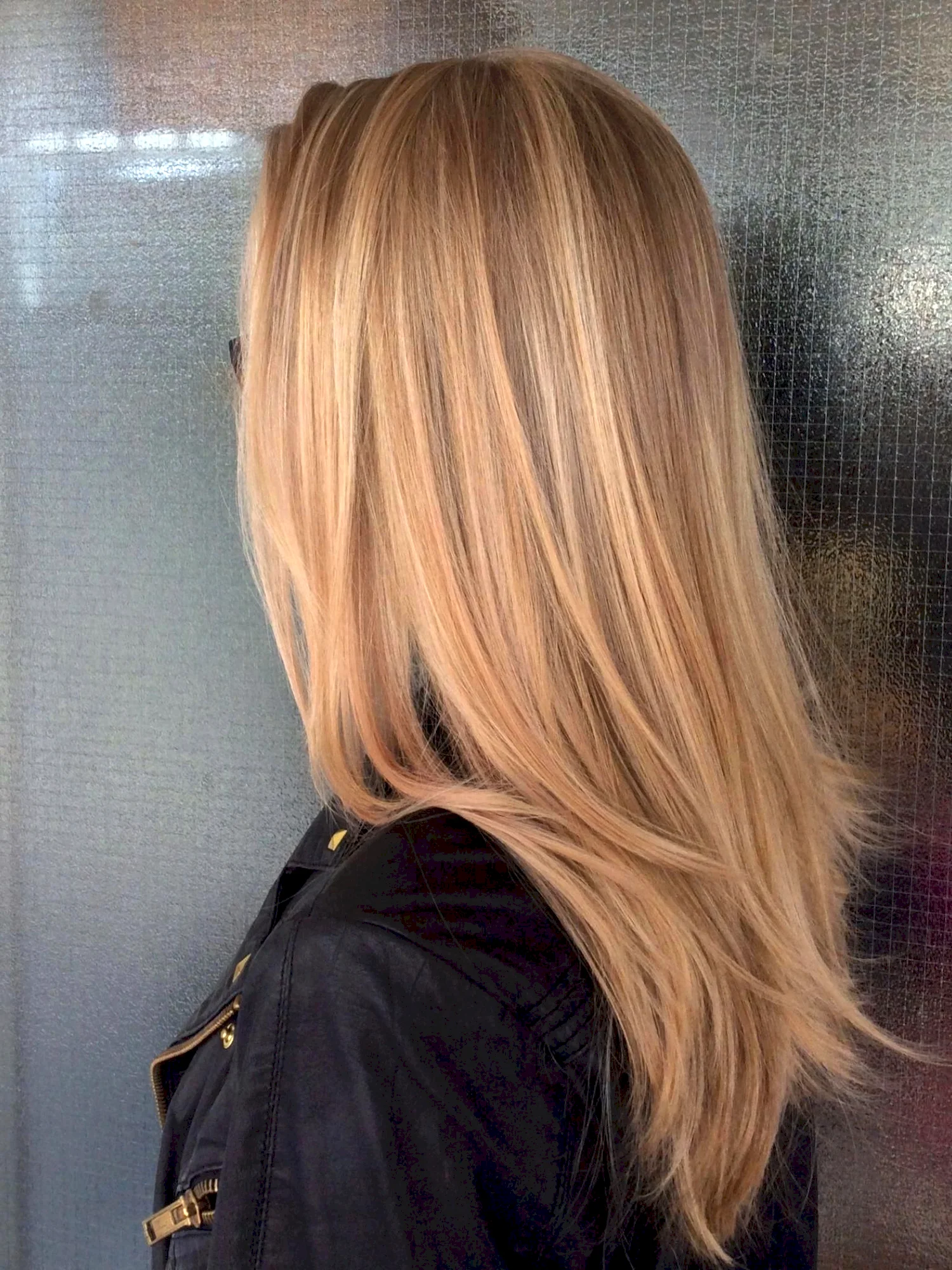 Цвет волос Карамельный блонд