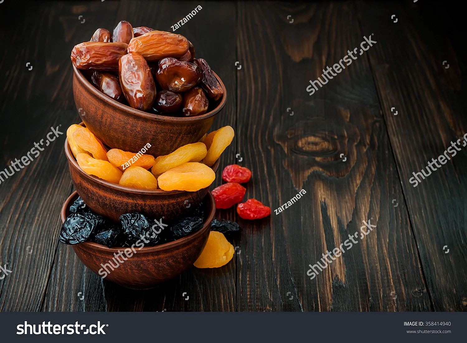 Визитка орехи и сухофрукты