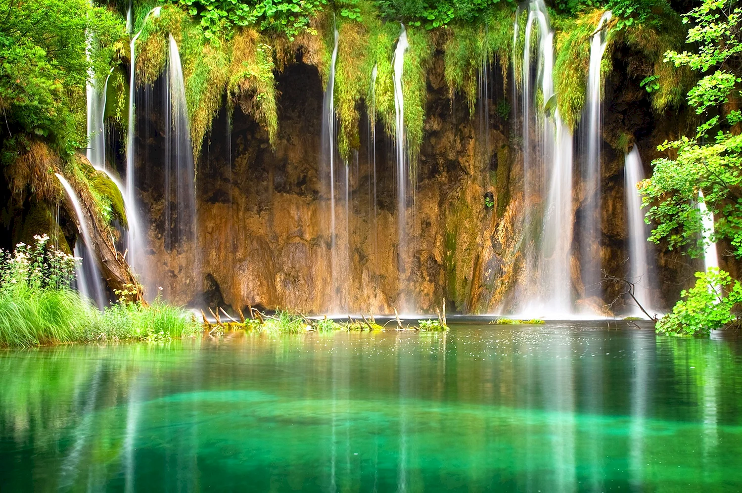 Водопад Куршунлу Турция