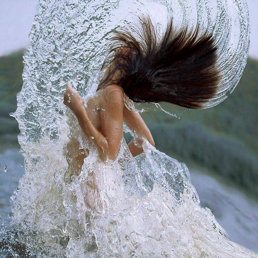 Волосы в воде