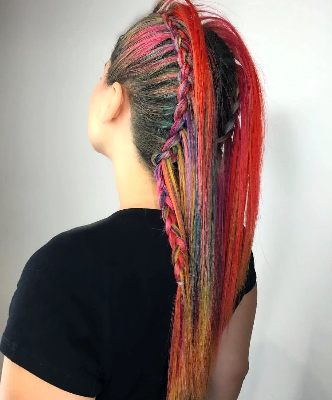 Вплести цветные пряди в волосы