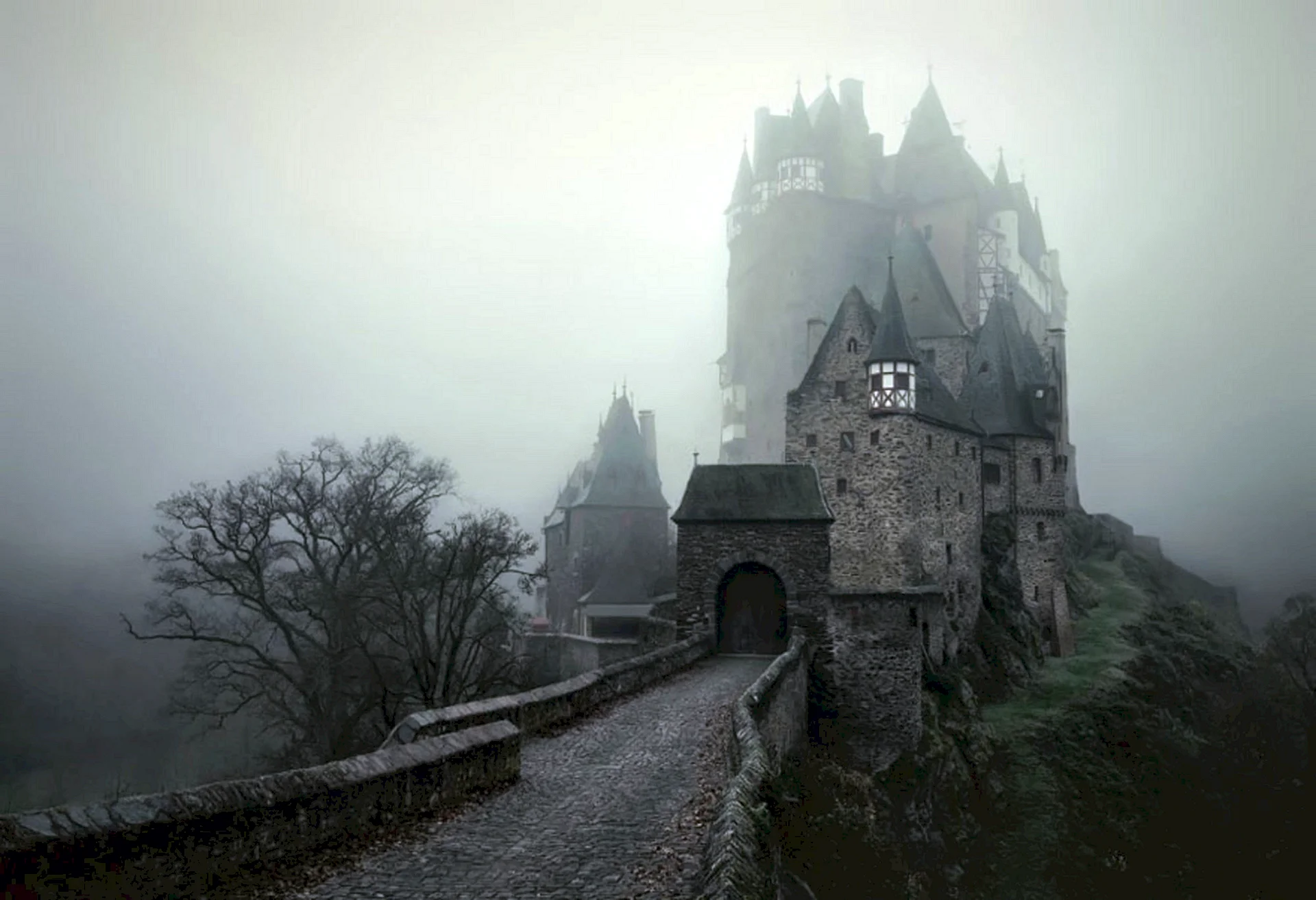 Замок Дракулы Эстетика