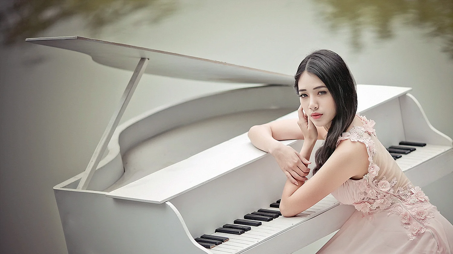 Зарина Шиманская пианистка