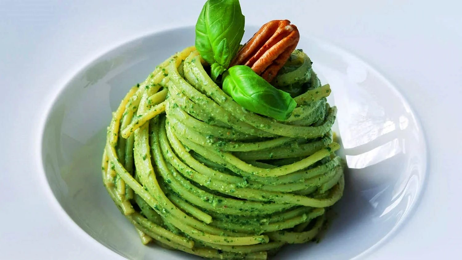 Зелёная паста итальянская