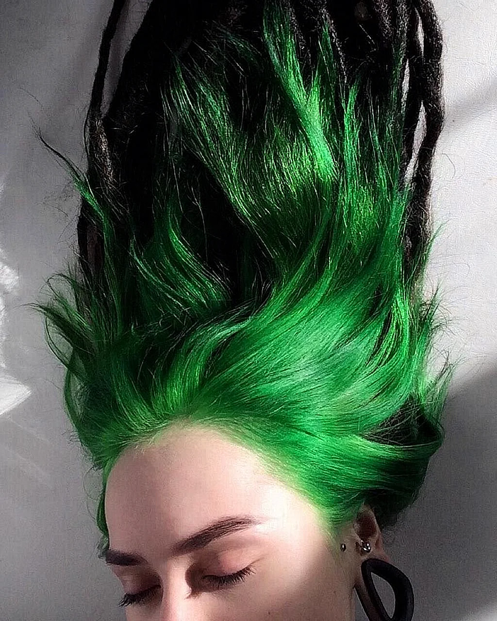Зеленые волосы
