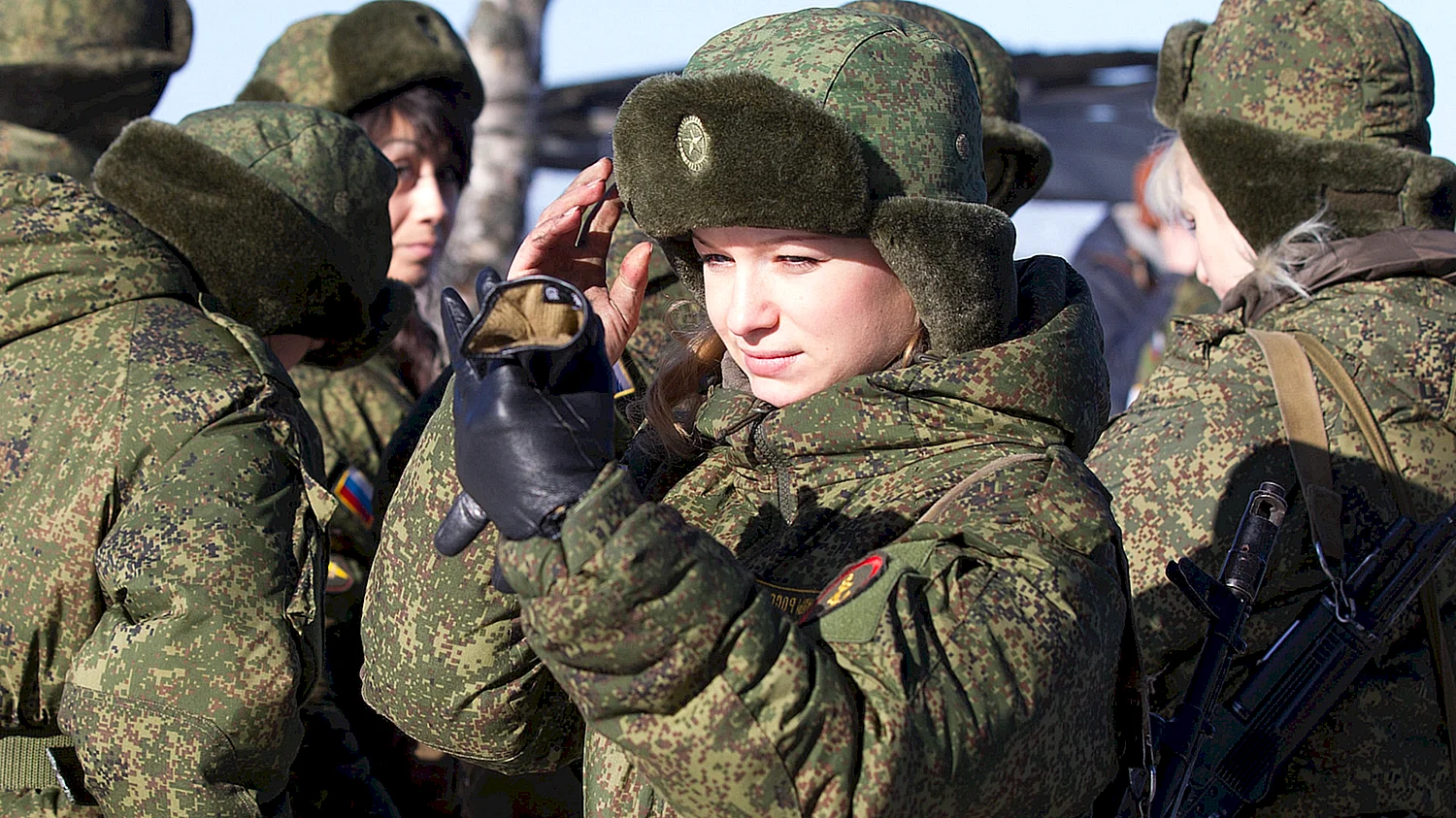 Женщины в войсках