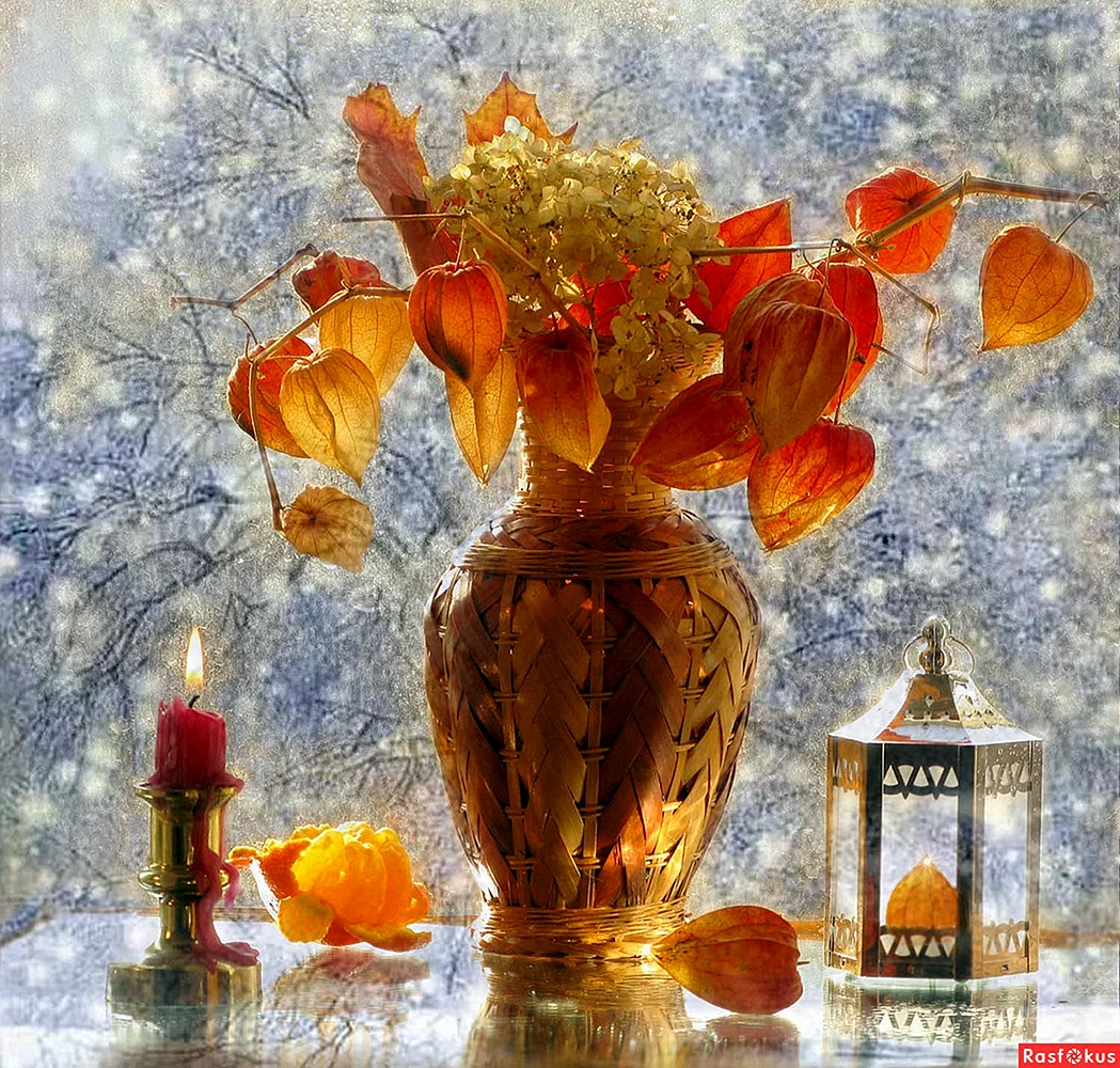 Зимний натюрморт с цветами