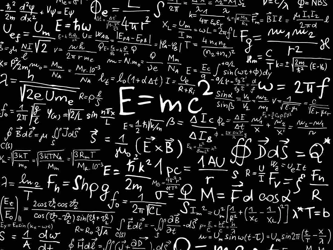 Алхимические формулы на доске