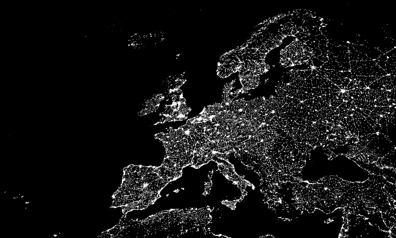 Европа из космоса ночью