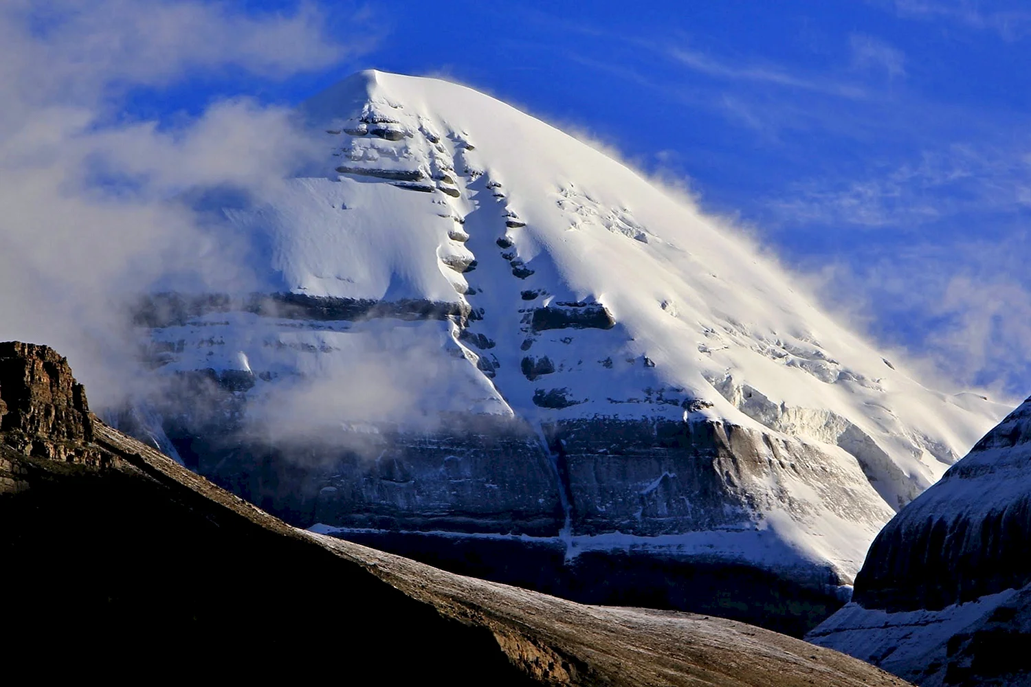 Гималаи гора 6666м