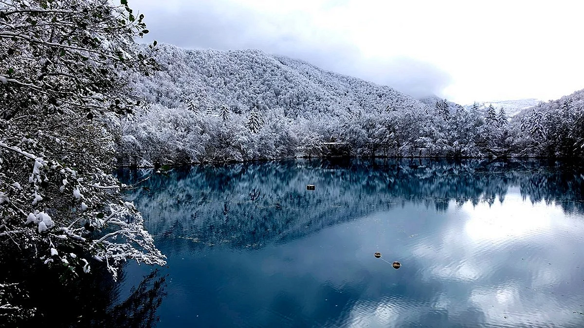 Голубые озёра Кабардино-Балкария зима