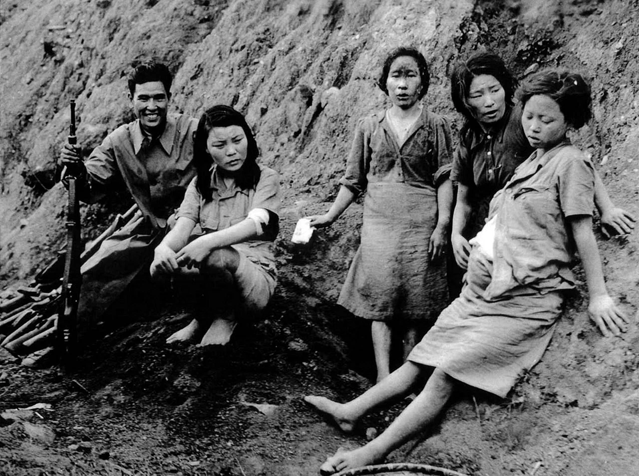 Китайские женщины в Нанкинской резне