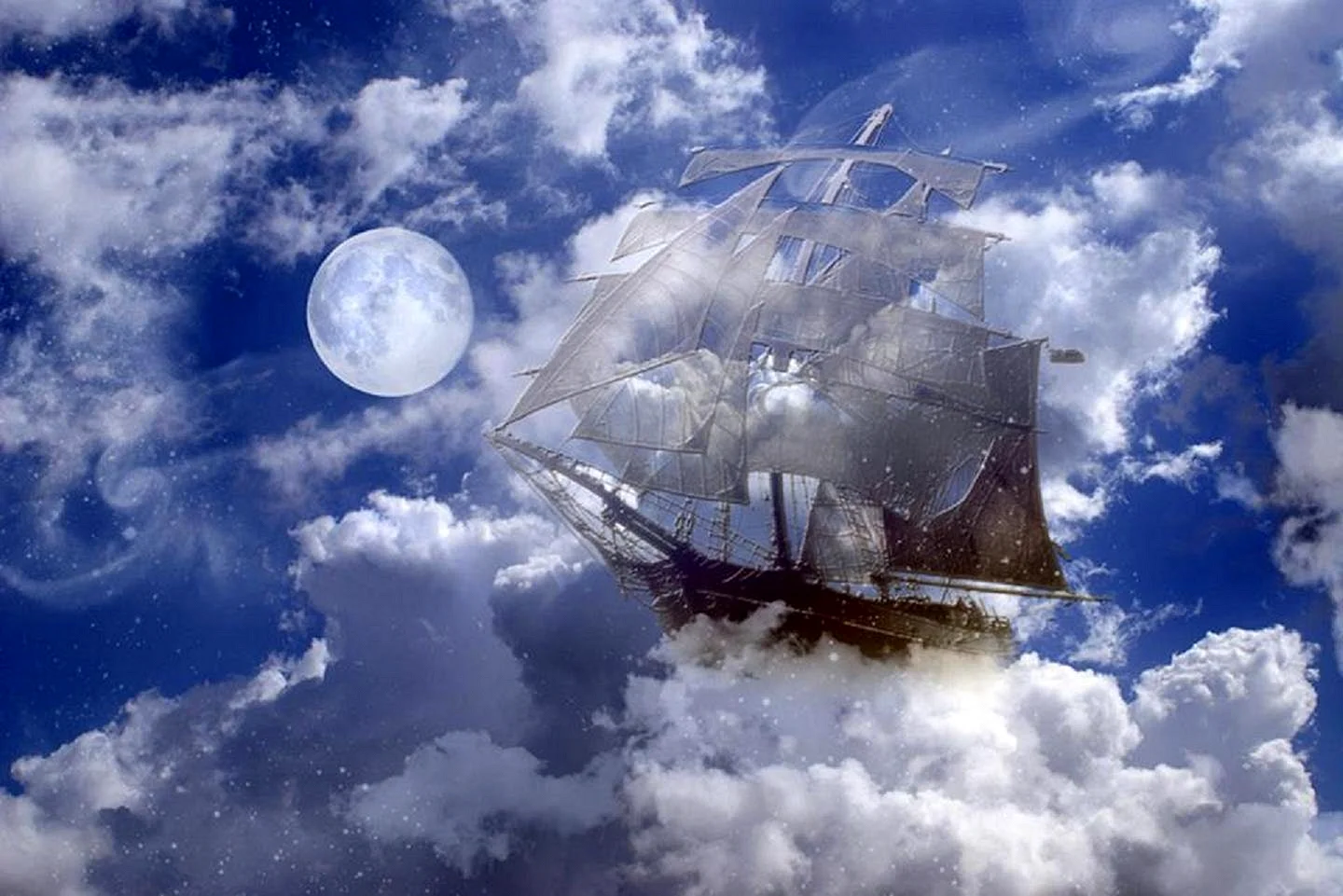 Корабль в облаках
