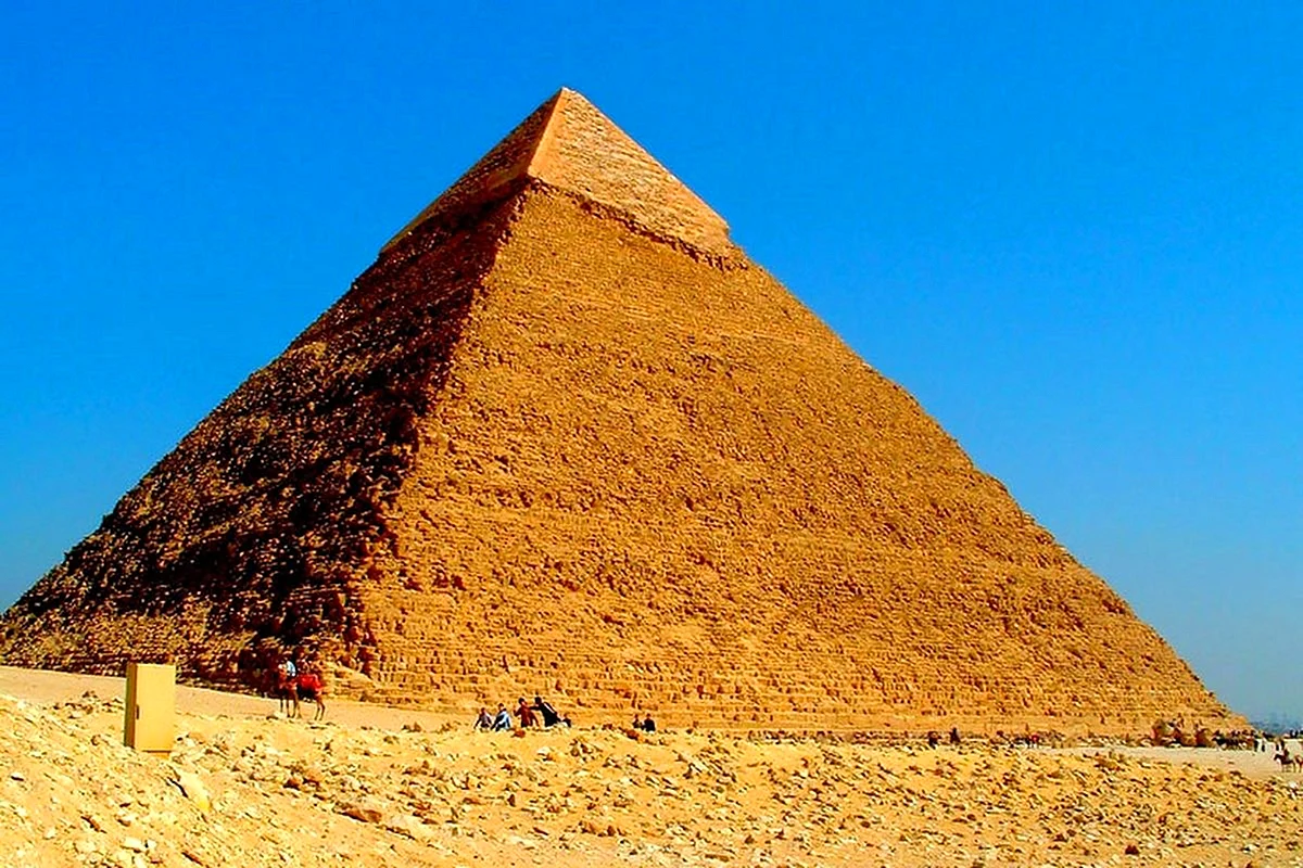 Пирамиды Хеопса Хефрена и Микерина