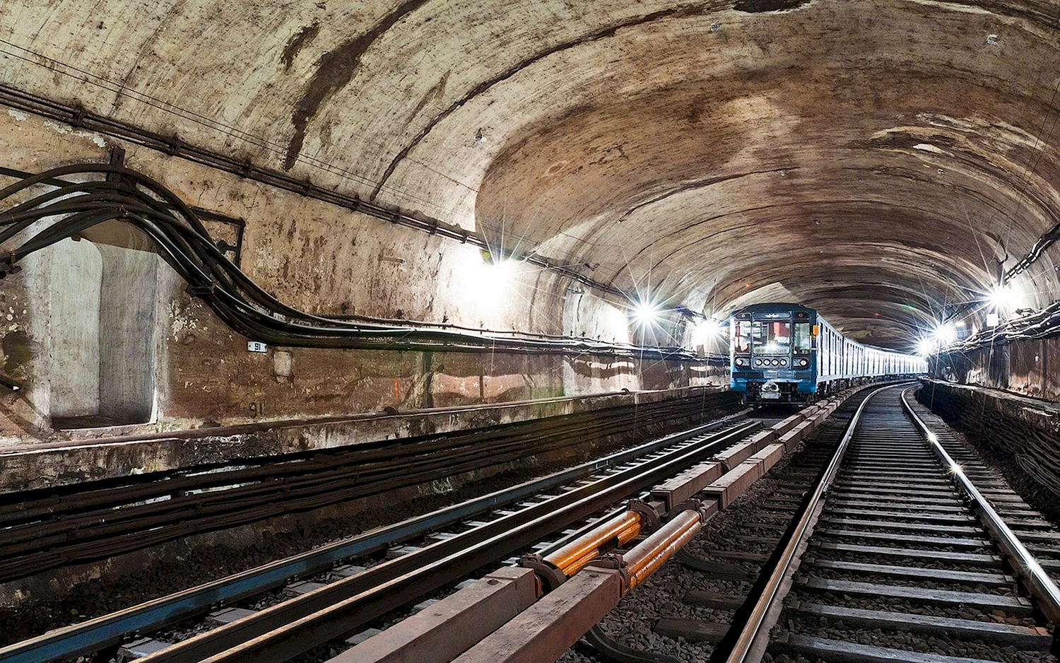 Подземное депо метрополитена