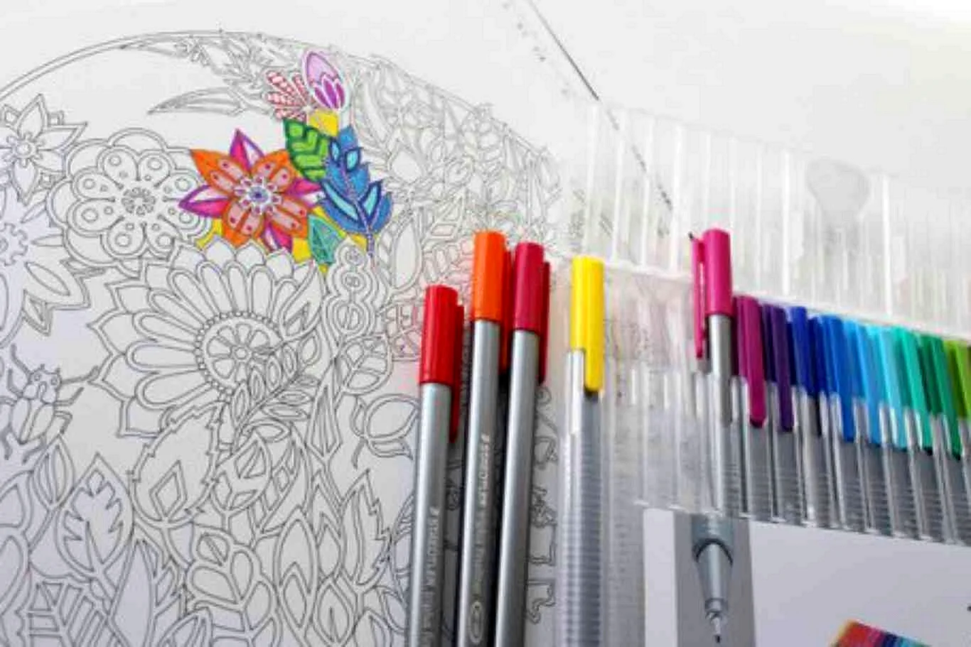 Рисование цветными ручками
