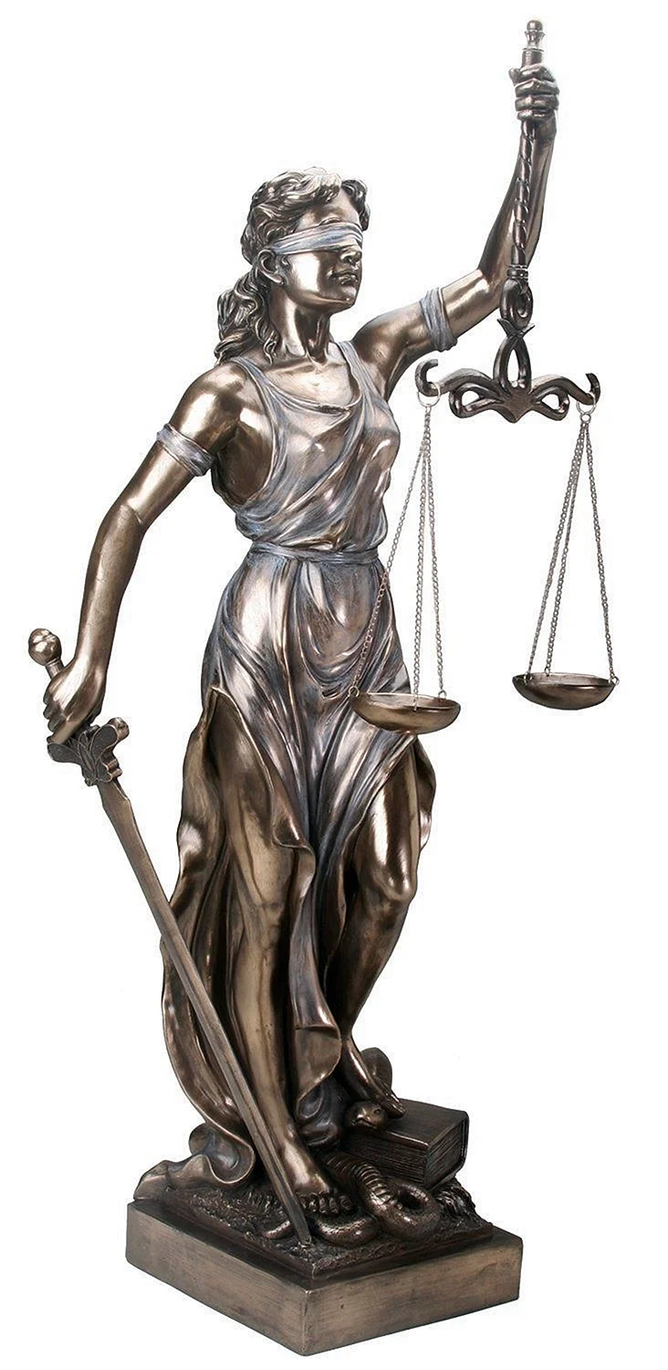 Статуя «Фимины» – Богини правосудия.