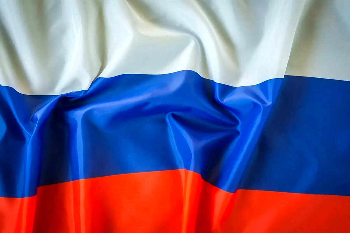 Знамя Триколор в России