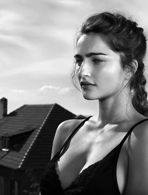 Ania Bukstein